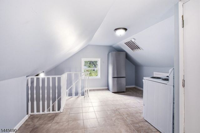 65 Highland Ave, Newark City, NJ 07104