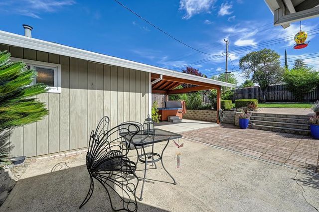 127 Mckiernan Dr, Folsom, CA 95630