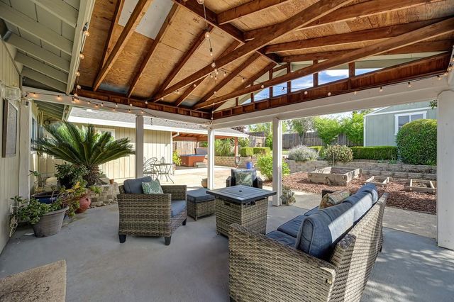 127 Mckiernan Dr, Folsom, CA 95630