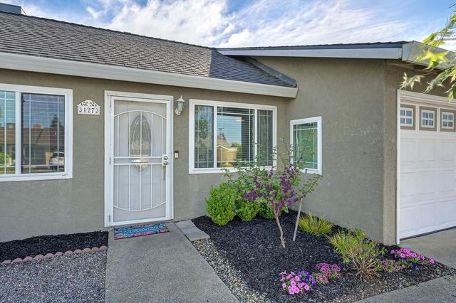 127 Mckiernan Dr, Folsom, CA 95630