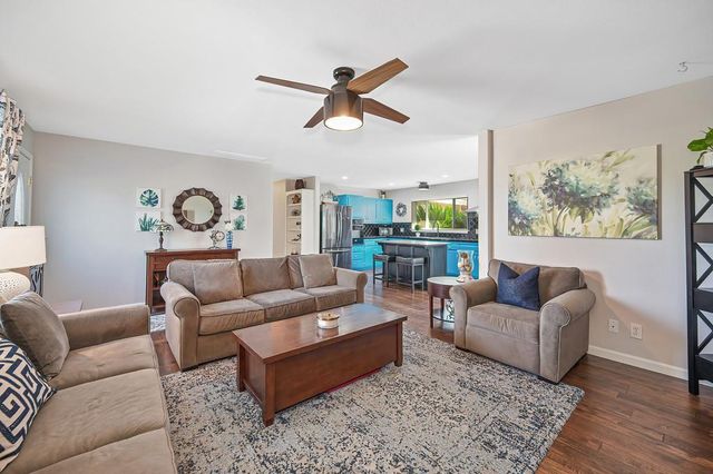 127 Mckiernan Dr, Folsom, CA 95630