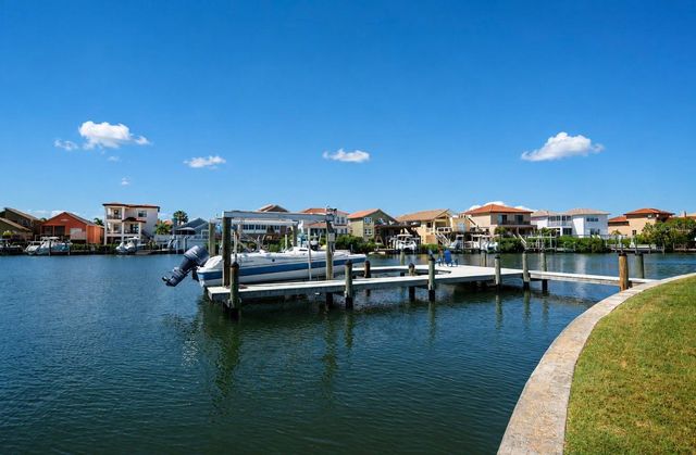 6301 COTTONWOOD LANE, Apollo Beach, FL 33572