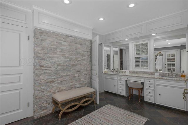 3002 S HAYDEN Street, Amarillo, TX 79109