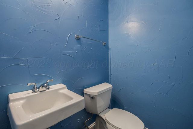 3002 S HAYDEN Street, Amarillo, TX 79109