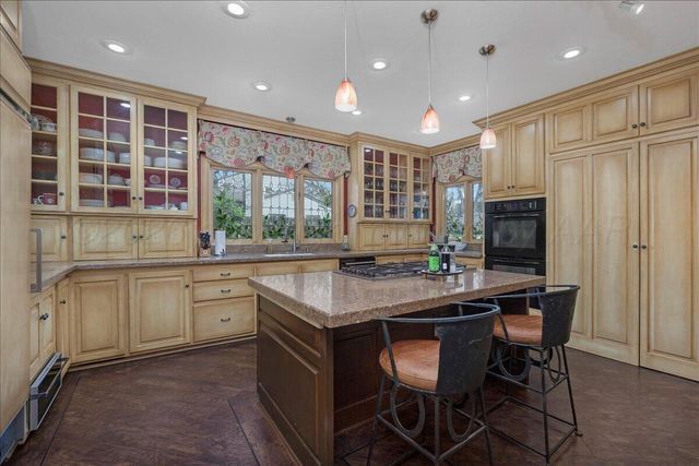 3002 S HAYDEN Street, Amarillo, TX 79109