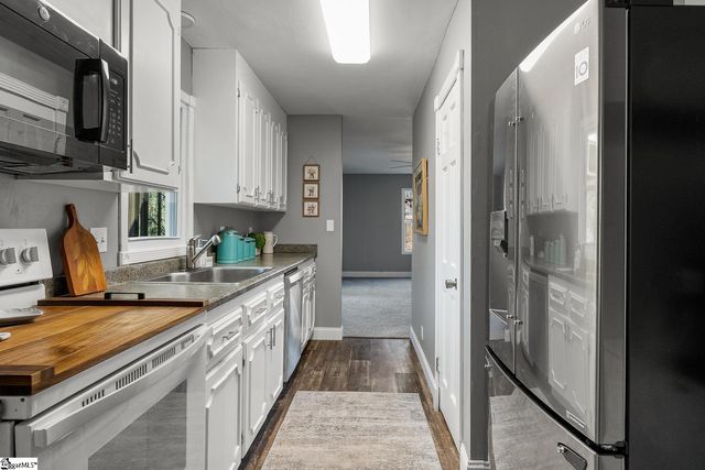 522 Durbin Meadows Road, Fountain Inn, SC 29644