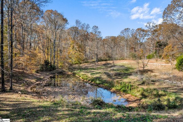 522 Durbin Meadows Road, Fountain Inn, SC 29644