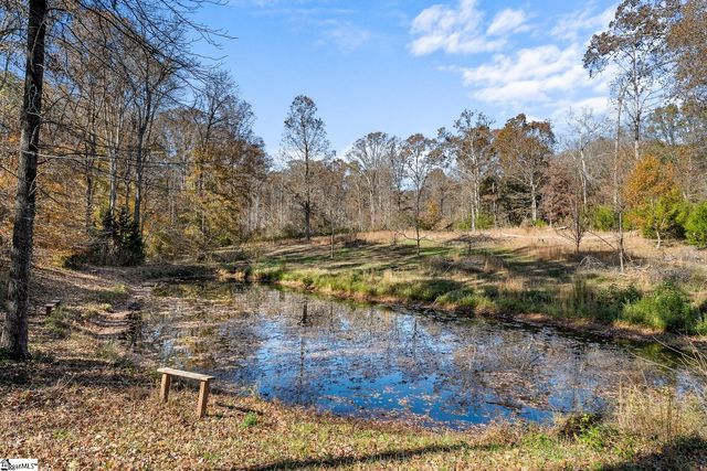 522 Durbin Meadows Road, Fountain Inn, SC 29644