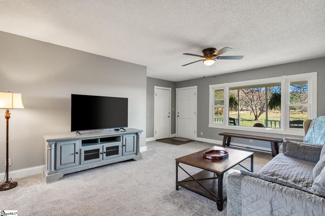 522 Durbin Meadows Road, Fountain Inn, SC 29644