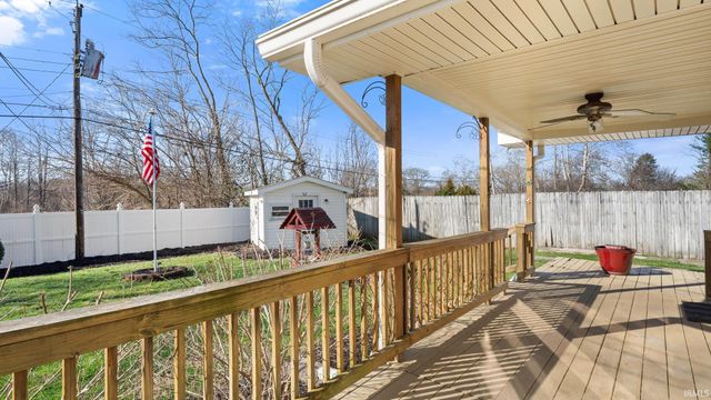 2846 Hillside Drive, Bedford, IN 47421