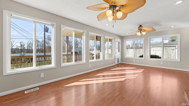 2846 Hillside Drive, Bedford, IN 47421