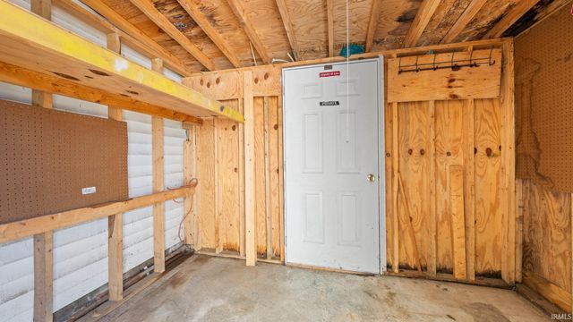 2846 Hillside Drive, Bedford, IN 47421