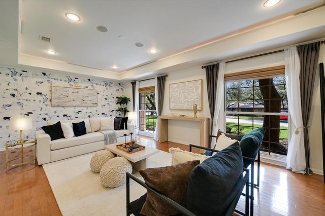 5700 Trailridge DR, Austin, TX 78731
