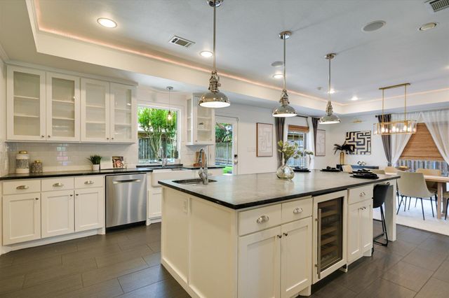 5700 Trailridge DR, Austin, TX 78731