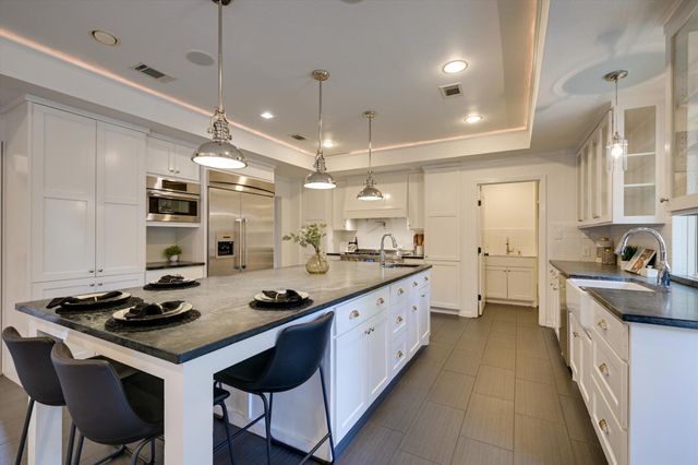 5700 Trailridge DR, Austin, TX 78731