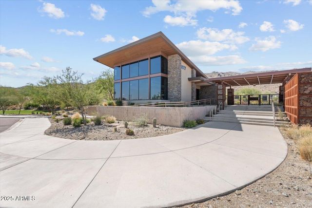 9527 S 13TH Way, Phoenix, AZ 85042