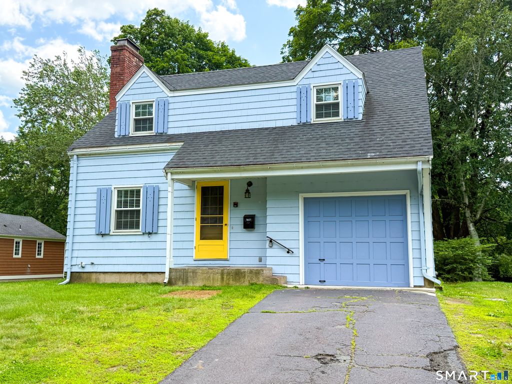 1657 Farmington Avenue, Farmington, CT 06085