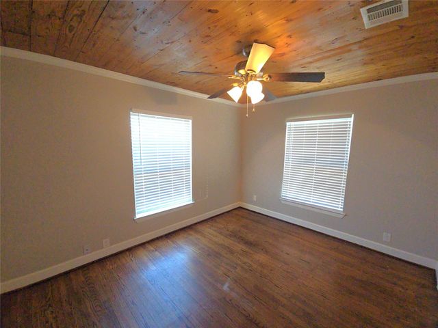 210 Olive Avenue, Pasadena, TX 77506