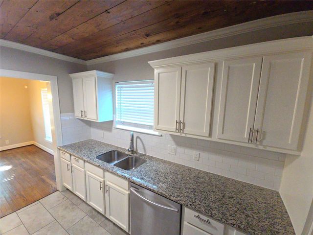 210 Olive Avenue, Pasadena, TX 77506