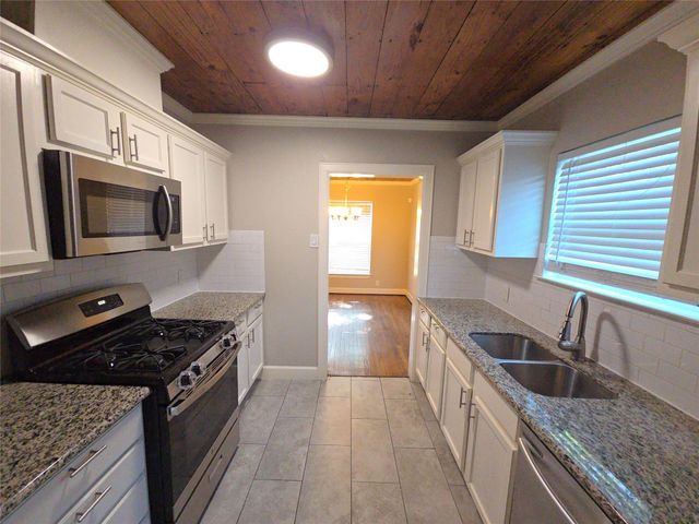 210 Olive Avenue, Pasadena, TX 77506