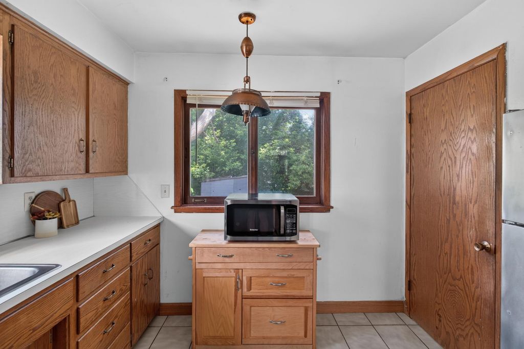 1124 Norton Street, Saint Paul, MN 55117 — photo 5