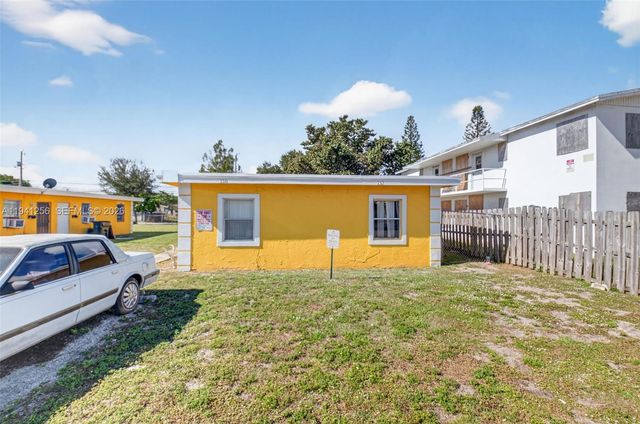 130 SW 132 - 134 - 136 8th Avenue, Delray Beach, FL 33444