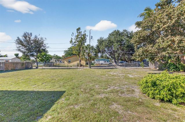 130 SW 132 - 134 - 136 8th Avenue, Delray Beach, FL 33444