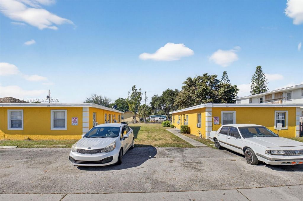 130 SW 132 - 134 - 136 8th Avenue, Delray Beach, FL 33444
