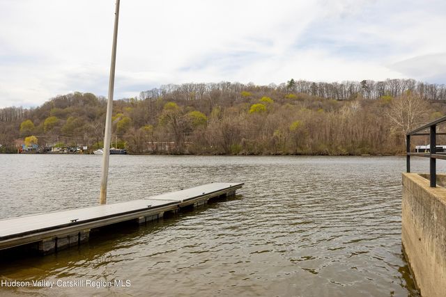 39 N Broadway, Kingston, NY 12401