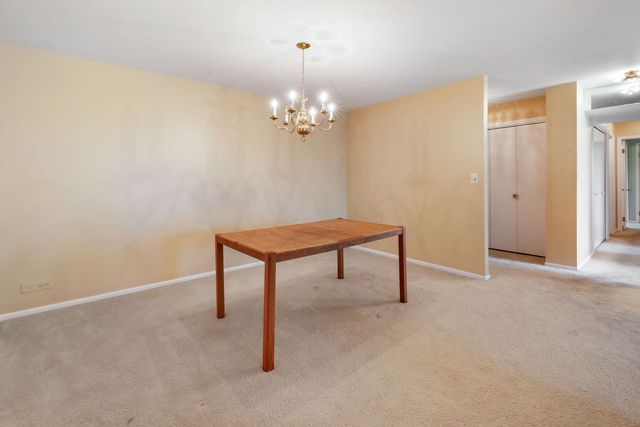 4601 W Touhy Avenue 408, Lincolnwood, IL 60712