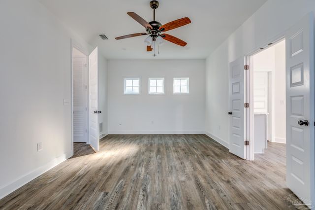 1409 Madelyn Woods Dr, Pensacola, FL 32506