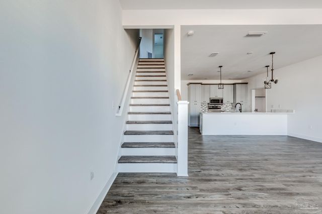 1409 Madelyn Woods Dr, Pensacola, FL 32506