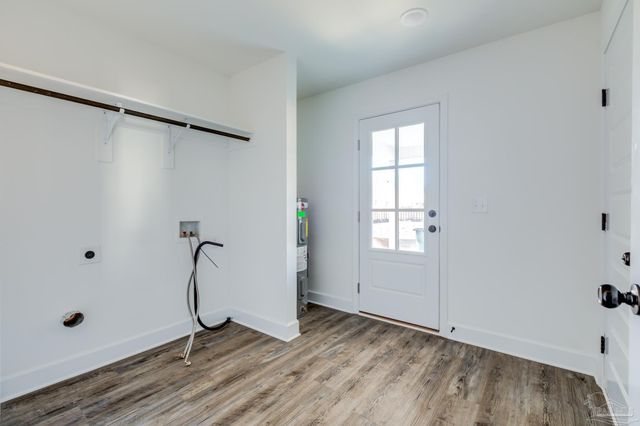 1409 Madelyn Woods Dr, Pensacola, FL 32506