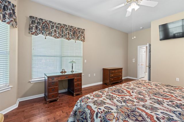 110 Persimmon LN, Georgetown, TX 78633