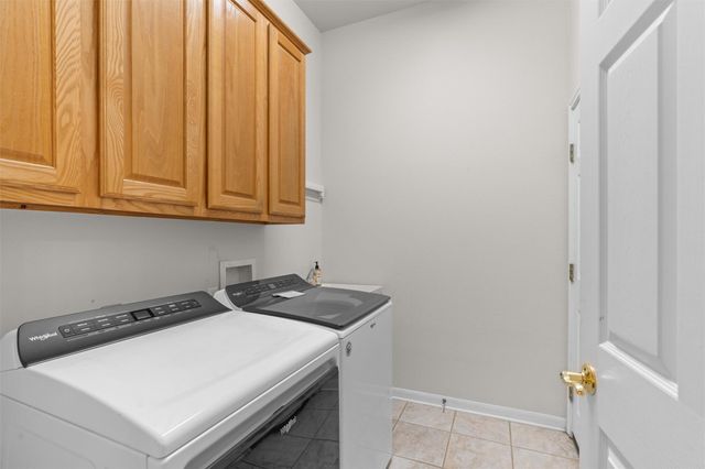 110 Persimmon LN, Georgetown, TX 78633