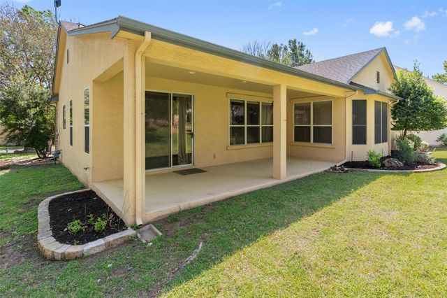 110 Persimmon LN, Georgetown, TX 78633