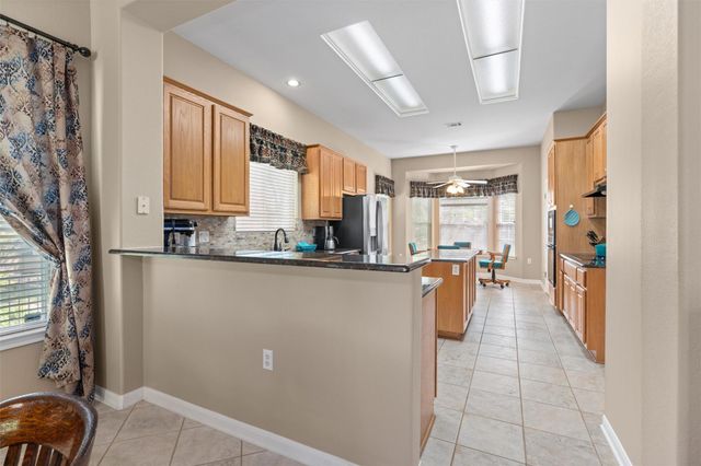 110 Persimmon LN, Georgetown, TX 78633