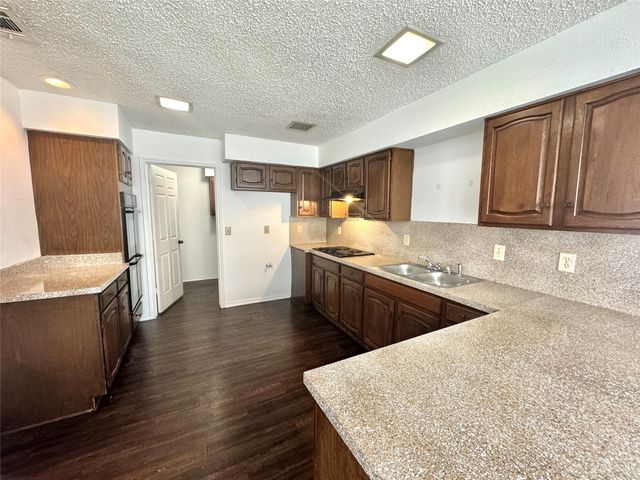 13217 Fall Manor, Dallas, TX 75243