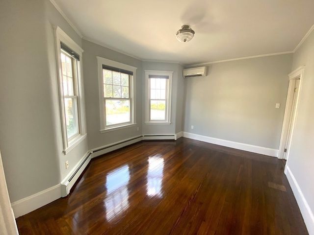 126 Bayswater St 126, Boston, MA 02128