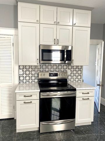 126 Bayswater St 126, Boston, MA 02128