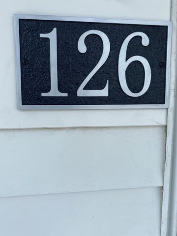 126 Bayswater St 126, Boston, MA 02128