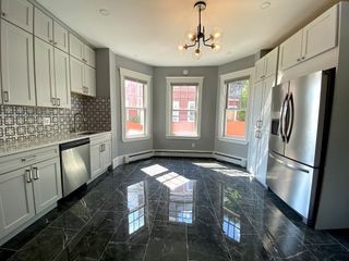 126 Bayswater St 126, Boston, MA 02128