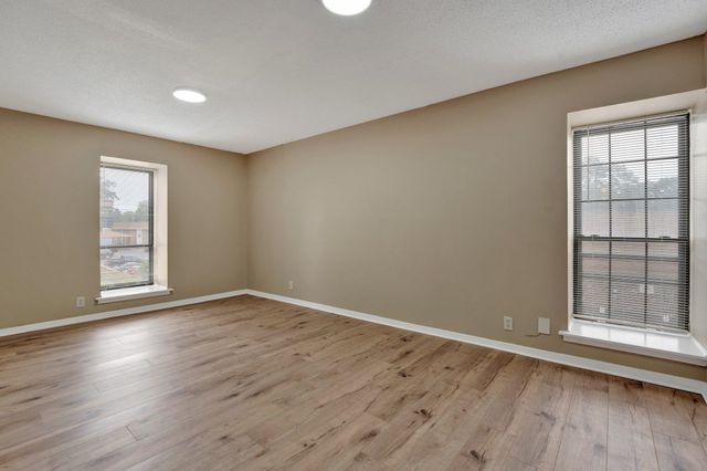 6600 Poplar Woods Cir S Apt 4, Germantown, TN 38138