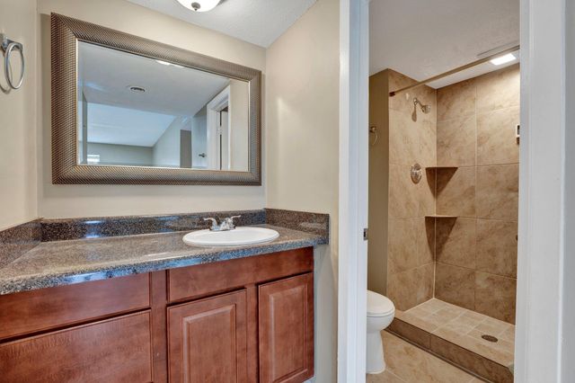 6600 Poplar Woods Cir S Apt 4, Germantown, TN 38138
