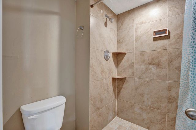 6600 Poplar Woods Cir S Apt 4, Germantown, TN 38138