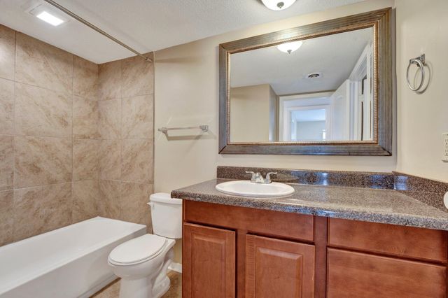 6600 Poplar Woods Cir S Apt 4, Germantown, TN 38138