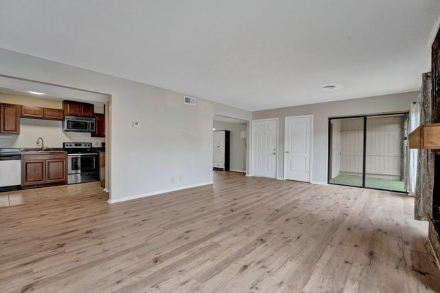 6600 Poplar Woods Cir S Apt 4, Germantown, TN 38138