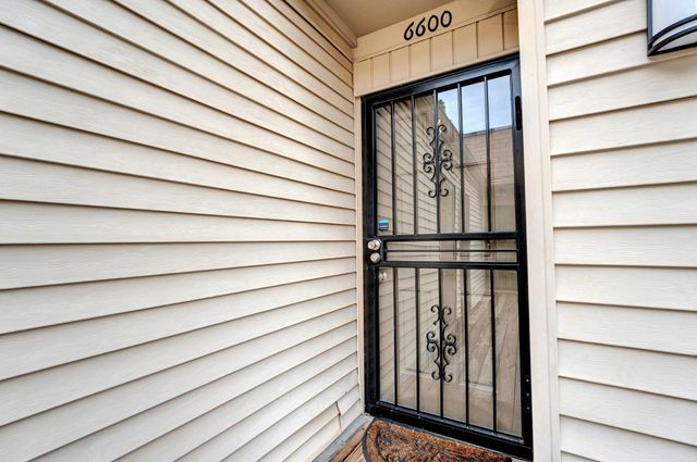 6600 Poplar Woods Cir S Apt 4, Germantown, TN 38138