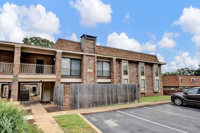 6600 Poplar Woods Cir S Apt 4, Germantown, TN 38138