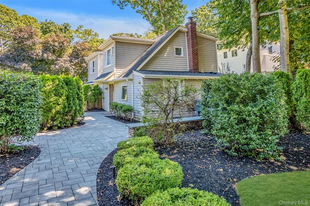 29 Aspen Road, Kings Park, NY 11754